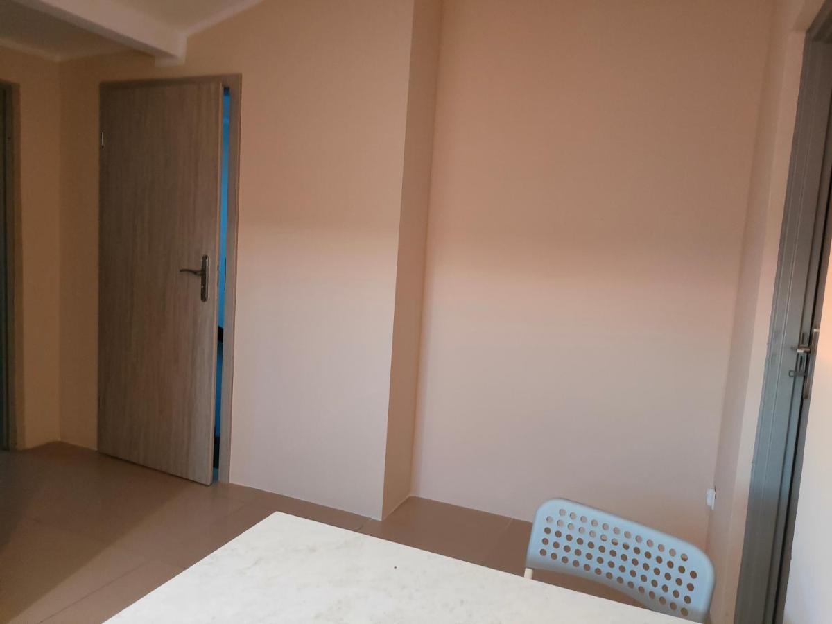 Wiola Appartement Zelistrzewo Buitenkant foto
